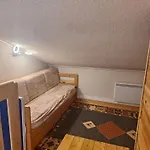 Duplex Au Calme Vue Montagne Apartamento
